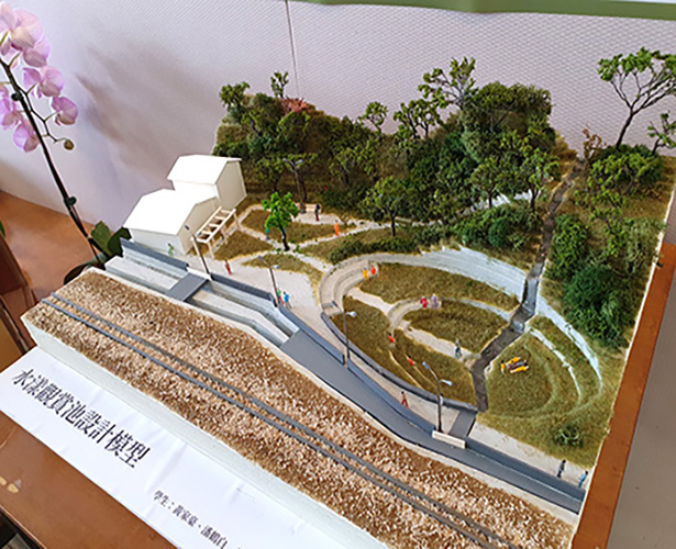 景觀系畢業成果展 以恆久永續之念 持山水天地平衡 榮獲作品特優獎