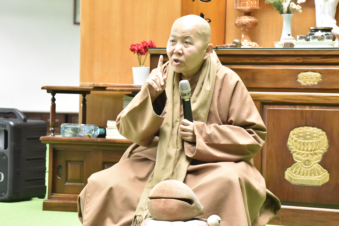 華梵大學董事、蓮華學佛園修慈園長致詞。