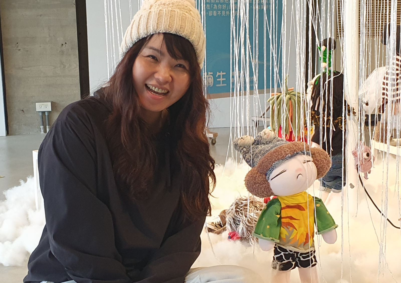 林淑芳投入襪娃手作藝術17年，至今已編出近6千隻襪娃。