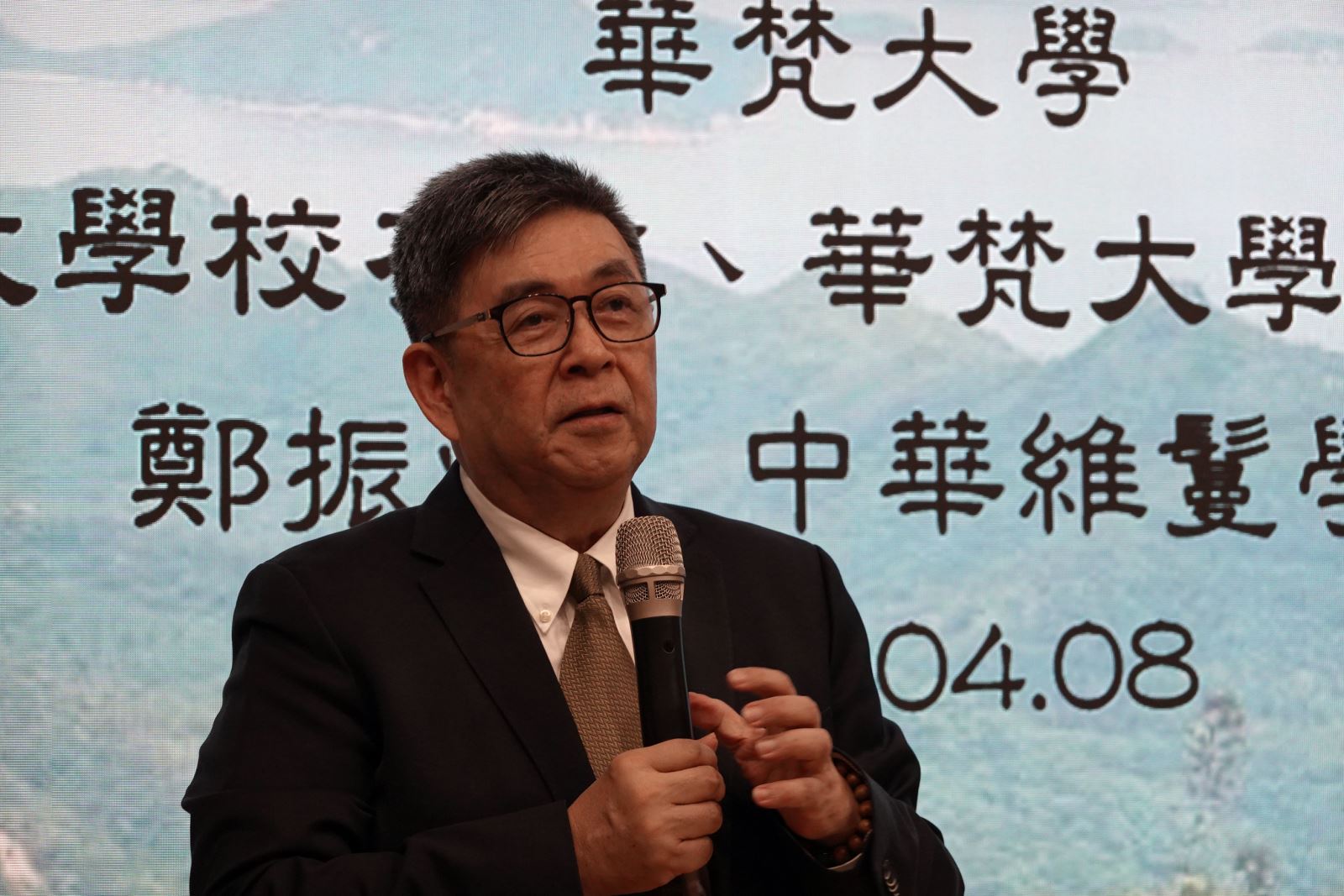 華梵大學李天任校長活動現場致詞。